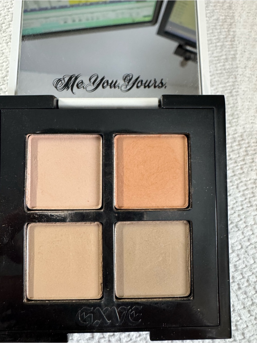Eyeshadow bundle - Picture 3 of 4